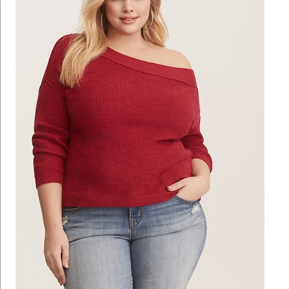 RED OFF SHOULDER PULLOVER SWEATER - Picture 3 of 3
